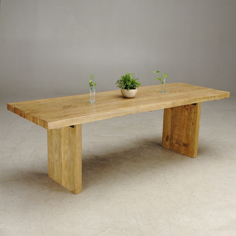Bergen table Andy Thornton