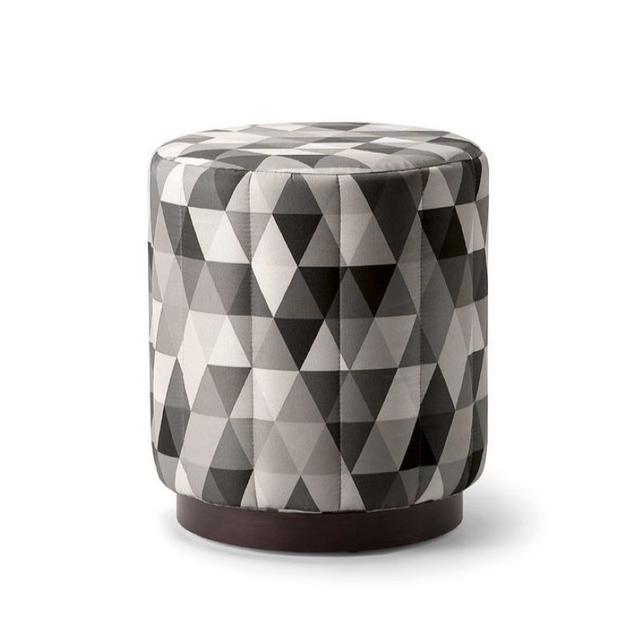 Carter Pouffe