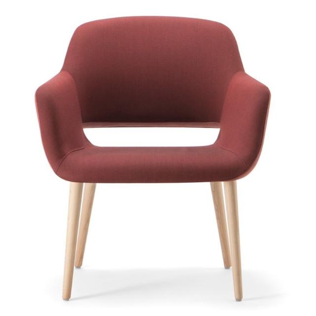 Magda Lounge Chair