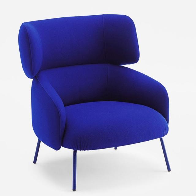 Tuilli Lounge Chair, High Back, Metal Legs
