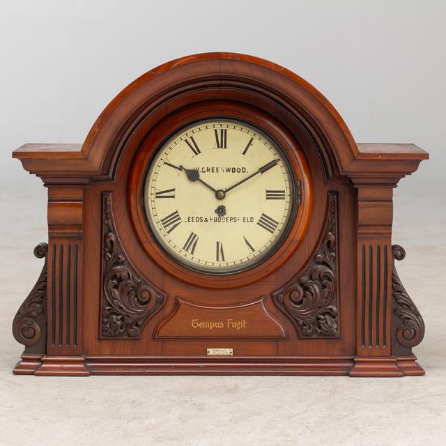 Mahogany Pedestal Clock