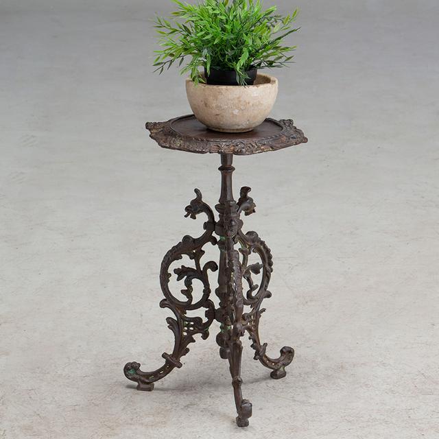 Cast iron plant stand