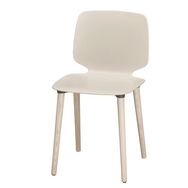 Babila 2750 Side Chair, Wooden Legs
