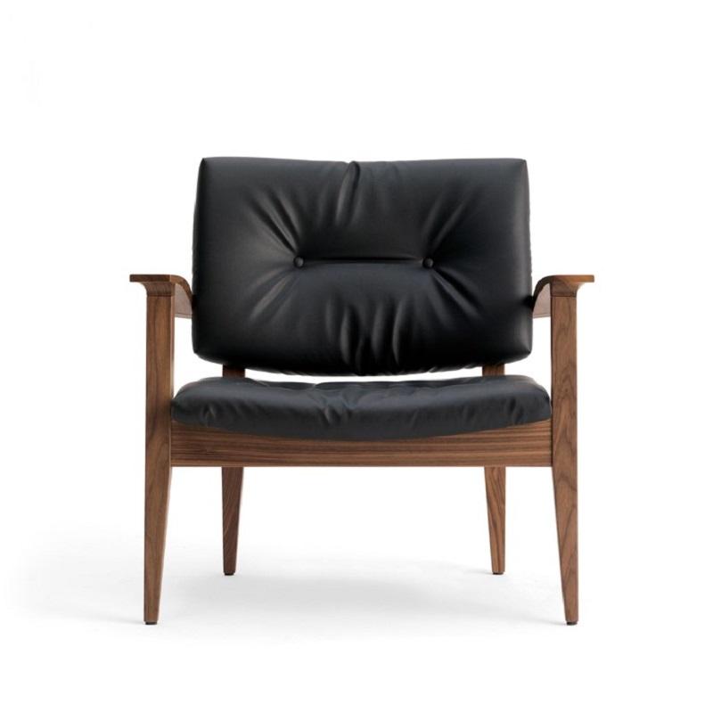 Eileen lounge chair front view