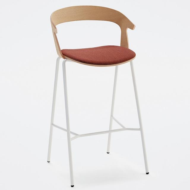 Maki Bar Stool With Arms And Upholstered Seat