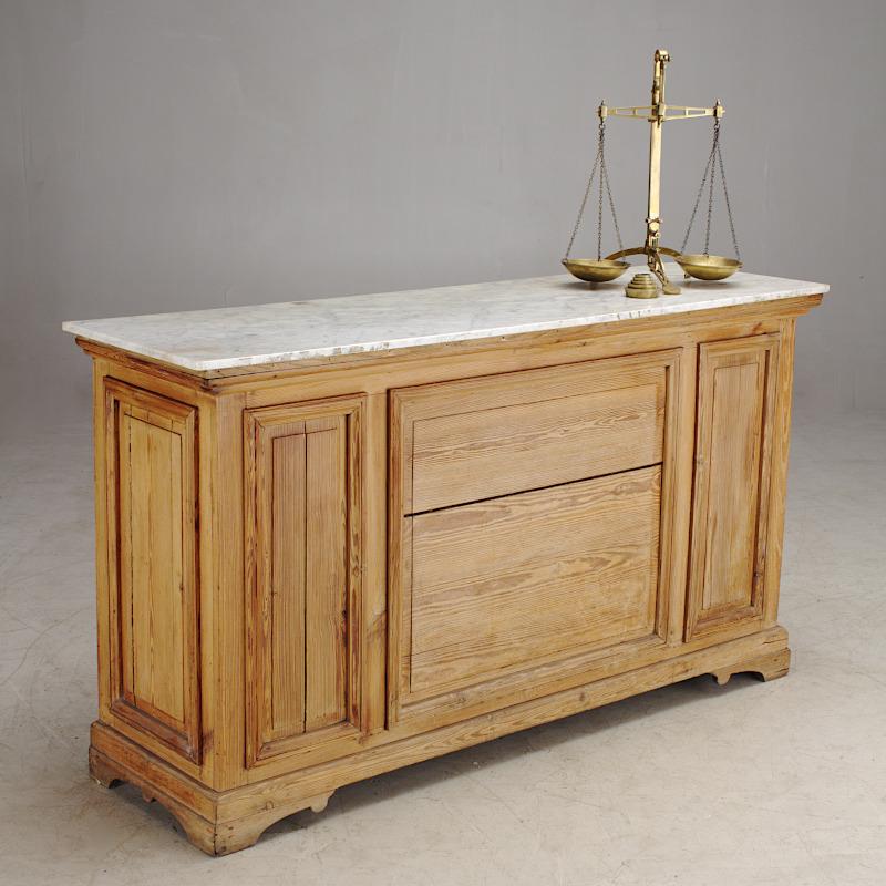 Patisserie Counter
