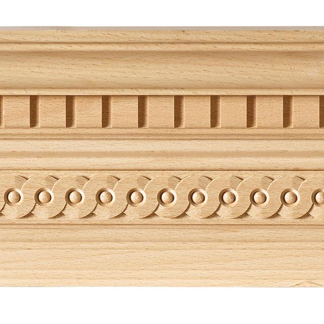 Crown moulding with dentils