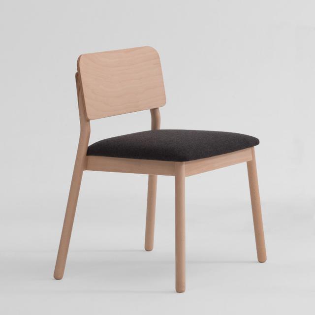 Laky Stackable Side Chair