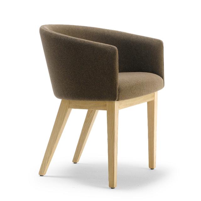 Aida Armchair