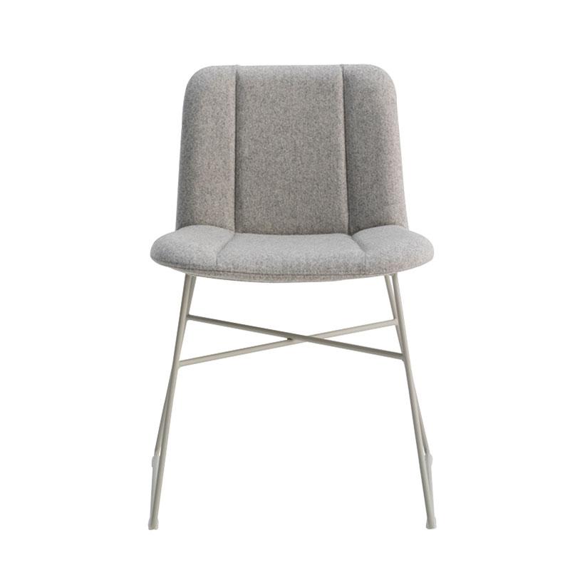 ATFUCT217 - Hippy side chair with ski leg