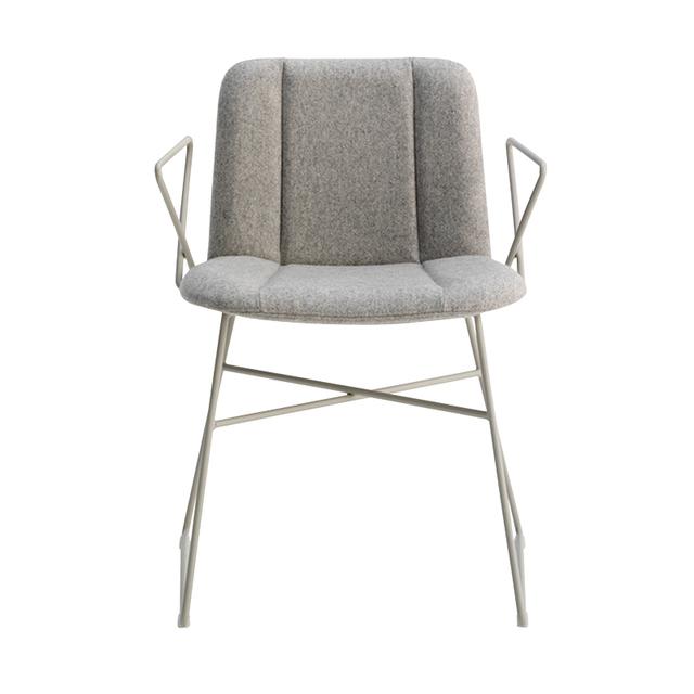 Hippy Armchair With Ski Leg