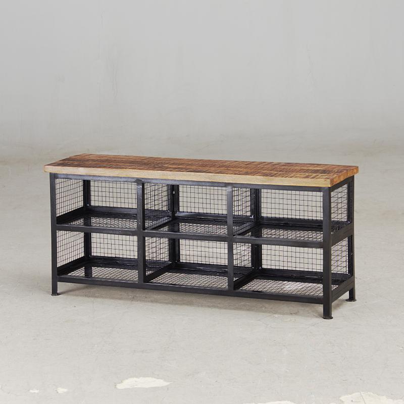 Iron mesh storage bench Image 1