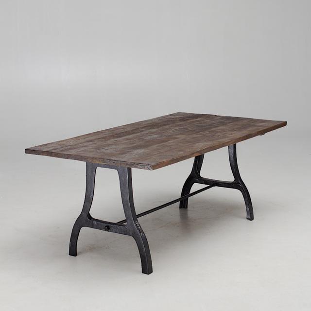 Tap Room Pub Table