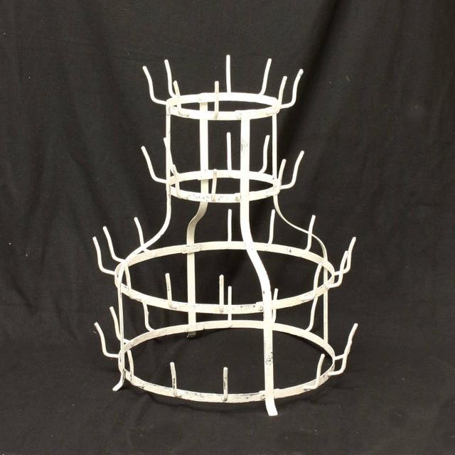 Saphe Used Bottle Stand
