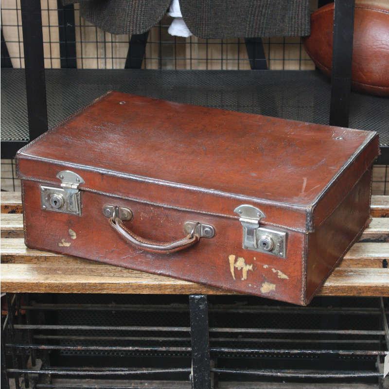 Vintage leather suitcase Image 1