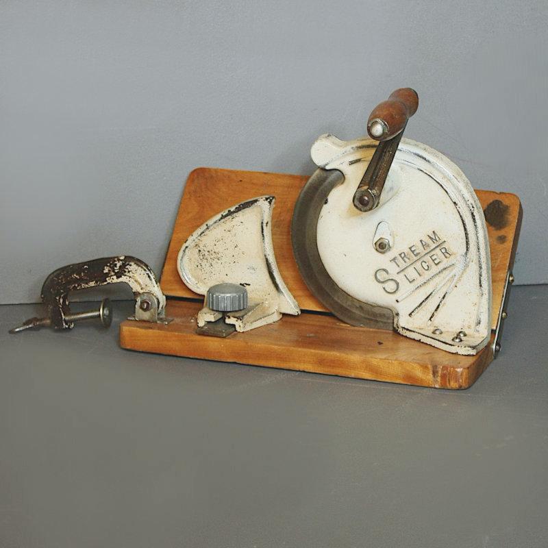 Vintage kitchen slicer Image 1