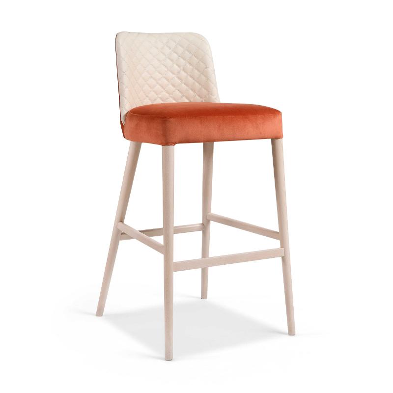 Kelly bar stool Image 1