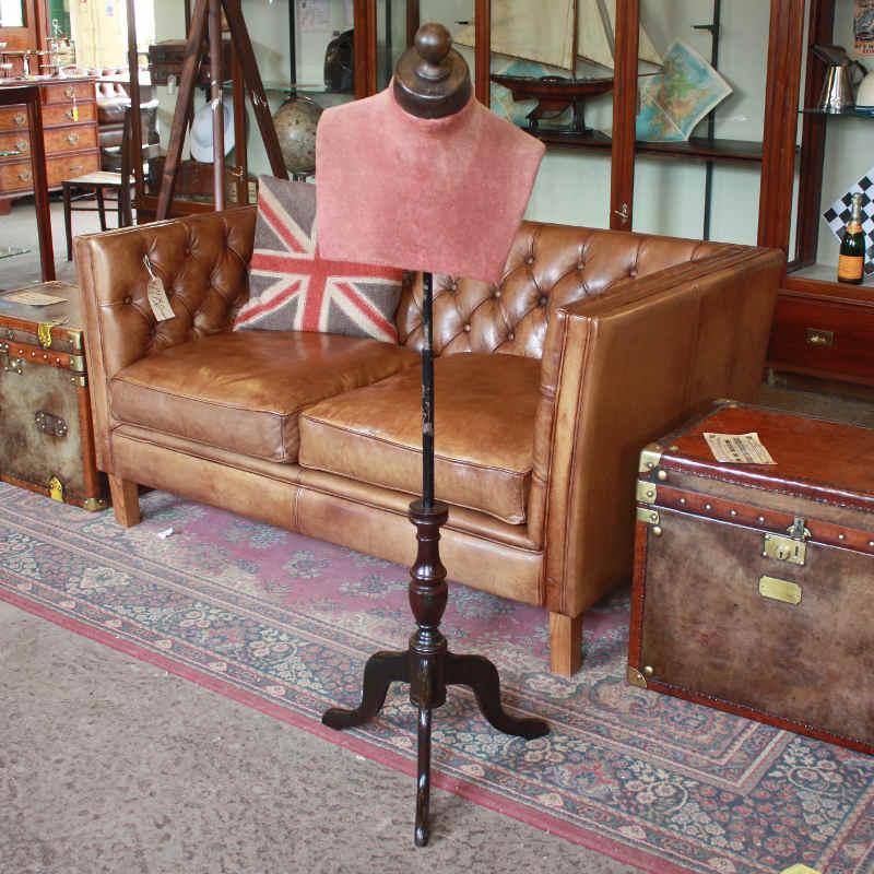 Original tailors shop mannequin Image 1