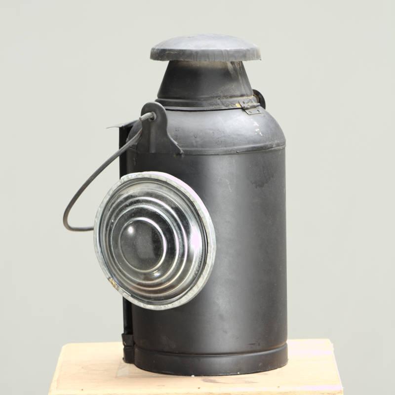 Rail lantern B Image 1