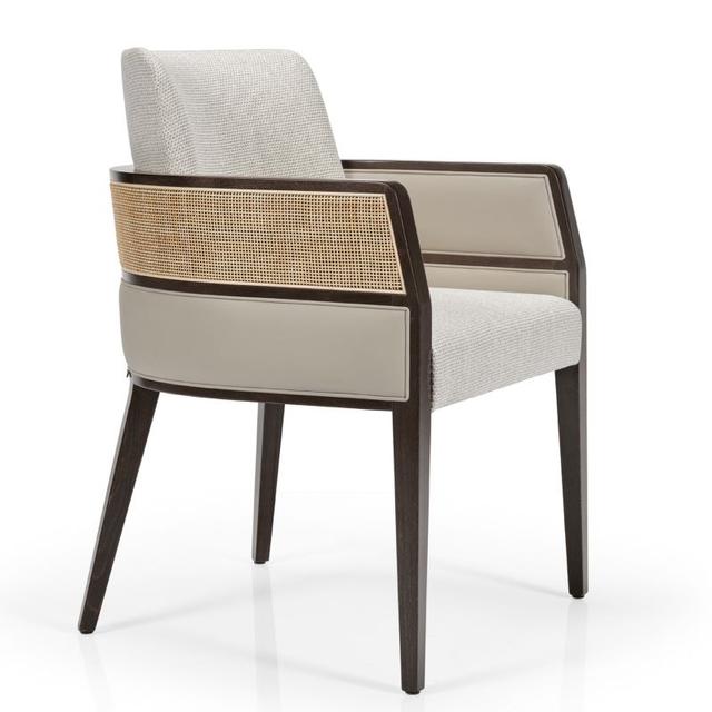 Aggy Armchair 