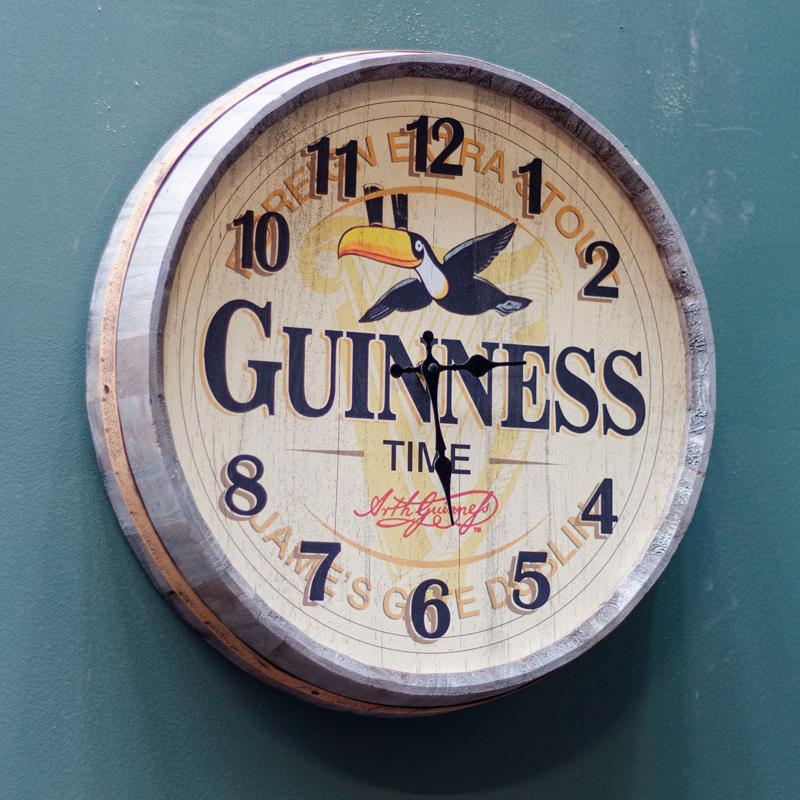 Toucan Barrel Clock
