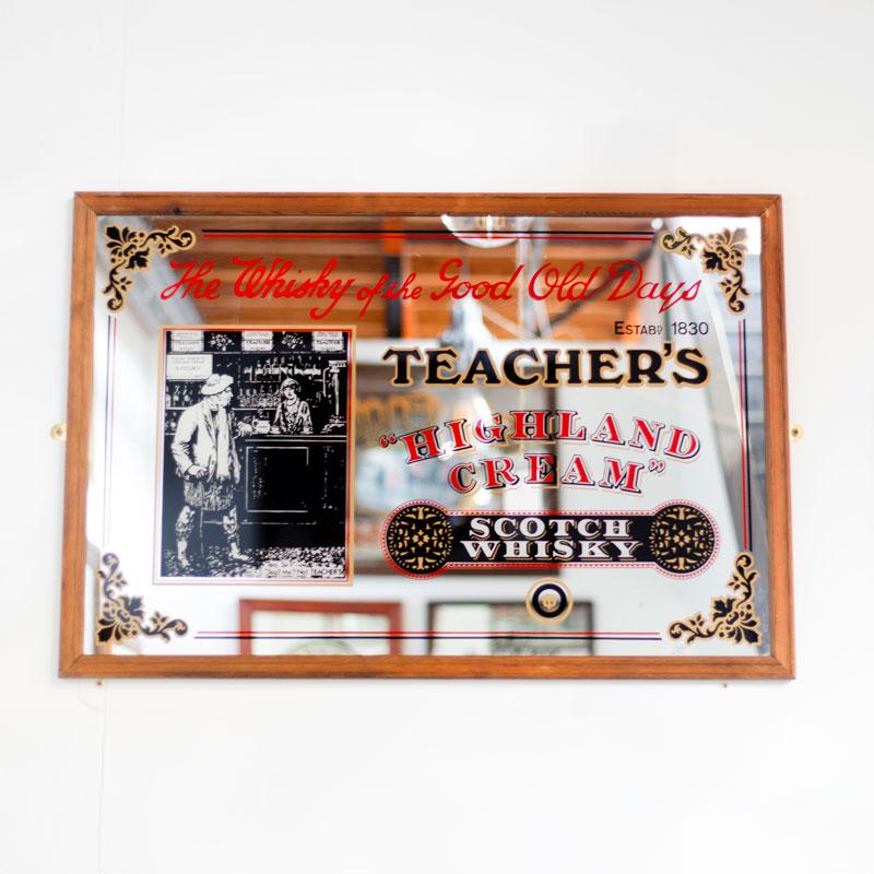 Teachers Pub Mirror