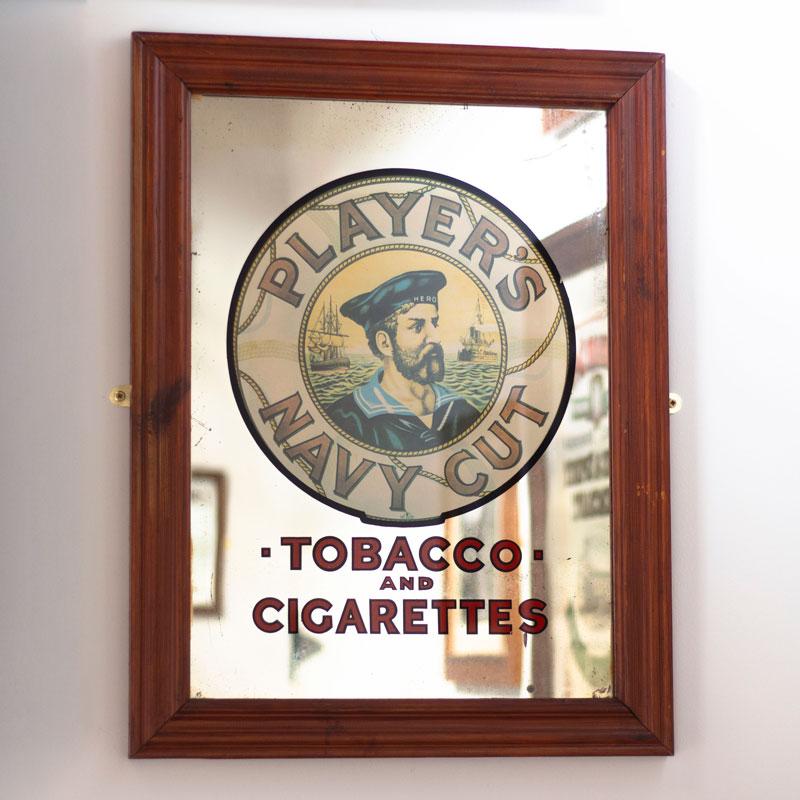 Players Please Mirror