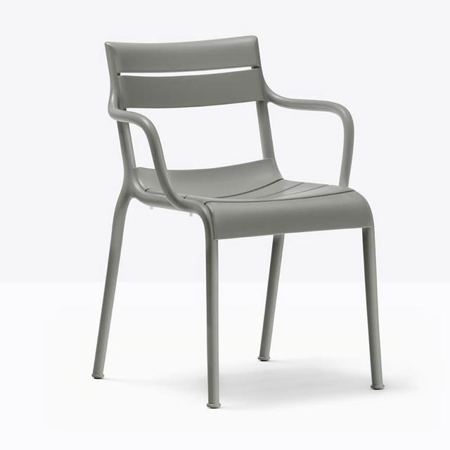 Souvenir 555RM Recycled Stackable Armchair