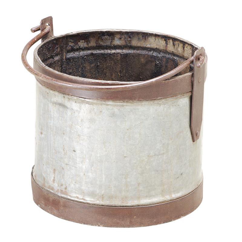 Leagram iron pail Image 1