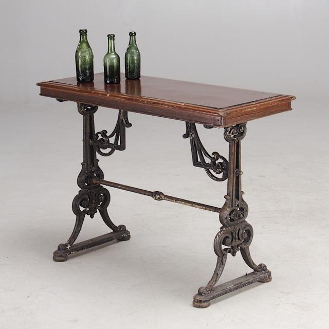 Victorian pub table