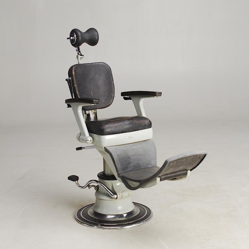 Dentist chair Image 1