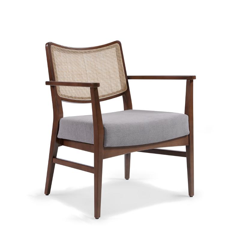 Spirit lounge chair Image 1